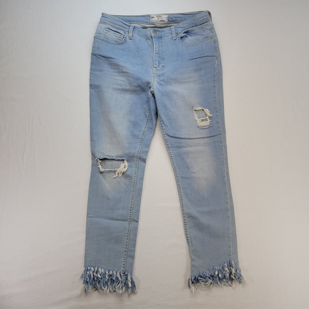 Free People Jeans Women 31 Blue Boho Distressed Frayed Fringe Hem Denim 61502